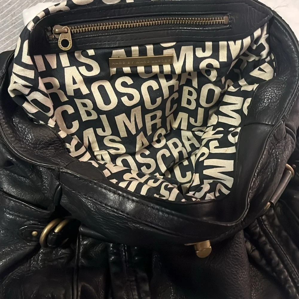 🦩CLEARANCE🦩Large Marc Jacobs black leather shoulder bag with original dust bag - Picture 6 of 7
